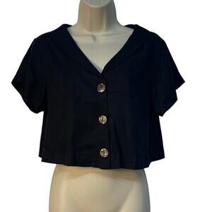 Beck Sport Short Sleeve Collared Button Up Flare Cropped Top Color Black Size M